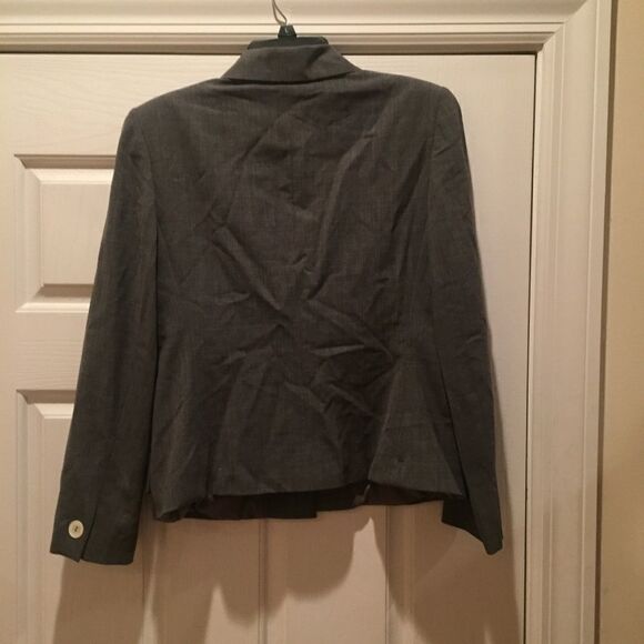 Dana Buchman Blazer  - Picture 4 of 6